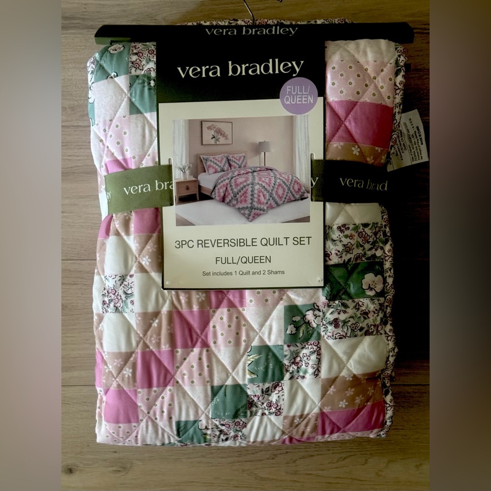 Vera Bradley Spring Floral Full Queen 3PC Reversible Quilt Set NWT